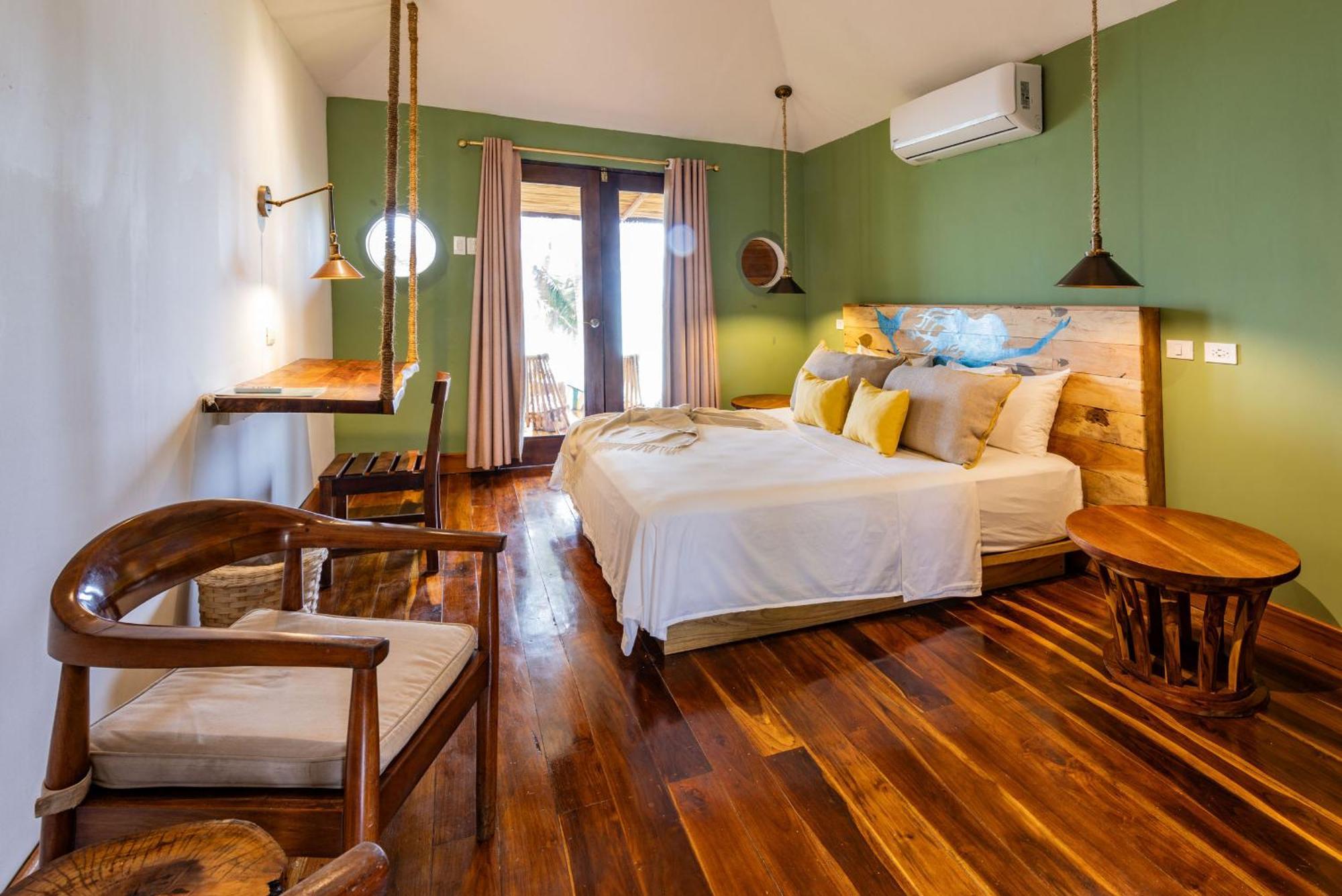 Yemaya Reefs, A Small Luxury Hotel Petite Île du Maïs Extérieur photo